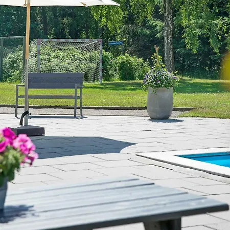 Three-bedroom Holiday In Nexo 22 *
